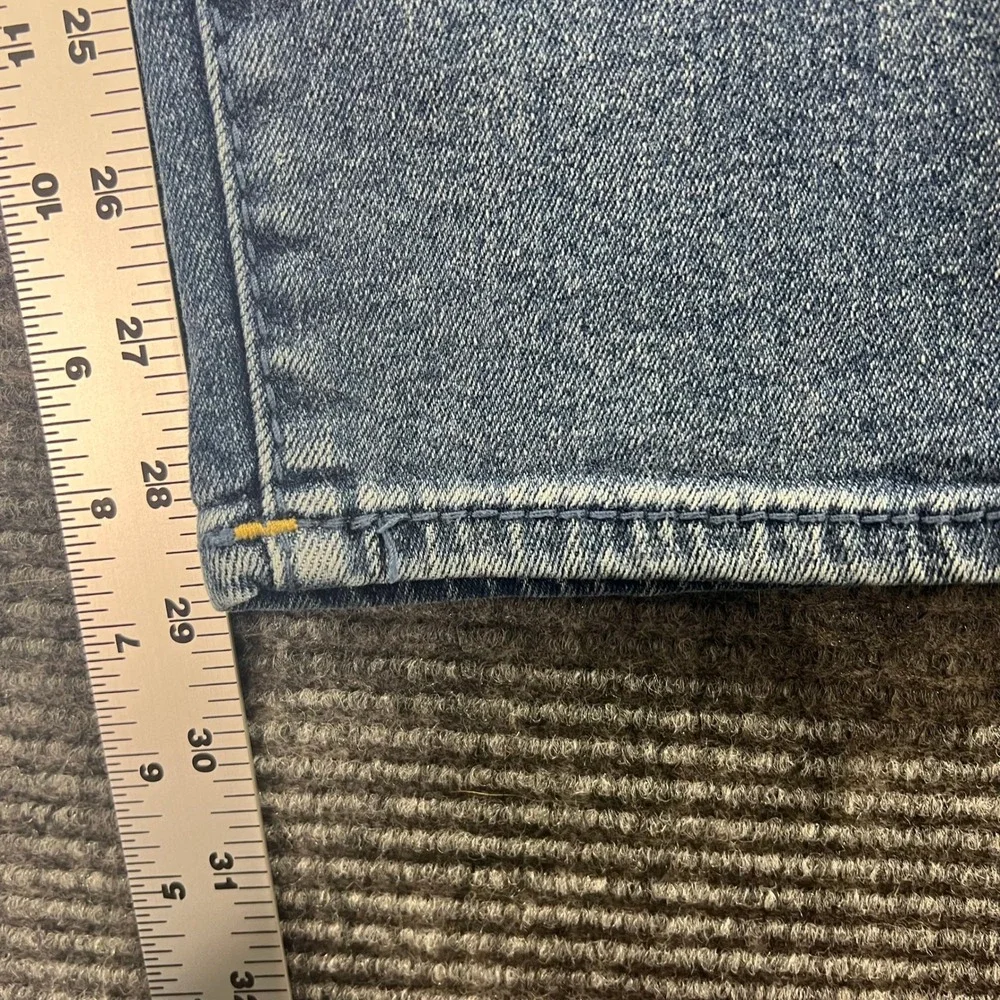 True Religion Danny Tapered Jeans Mens 34x29 Blue Medium Wash Horseshoe Pocket